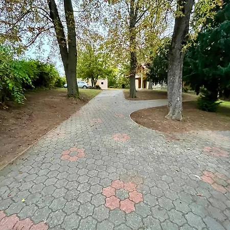 Lägenhet Klara Balatonboglár