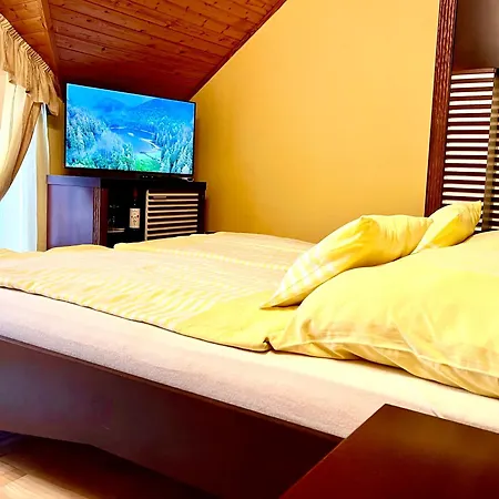 Klara Apartment *