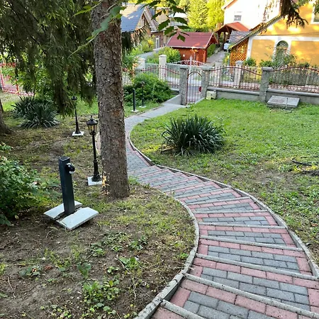 Klara Balatonboglár